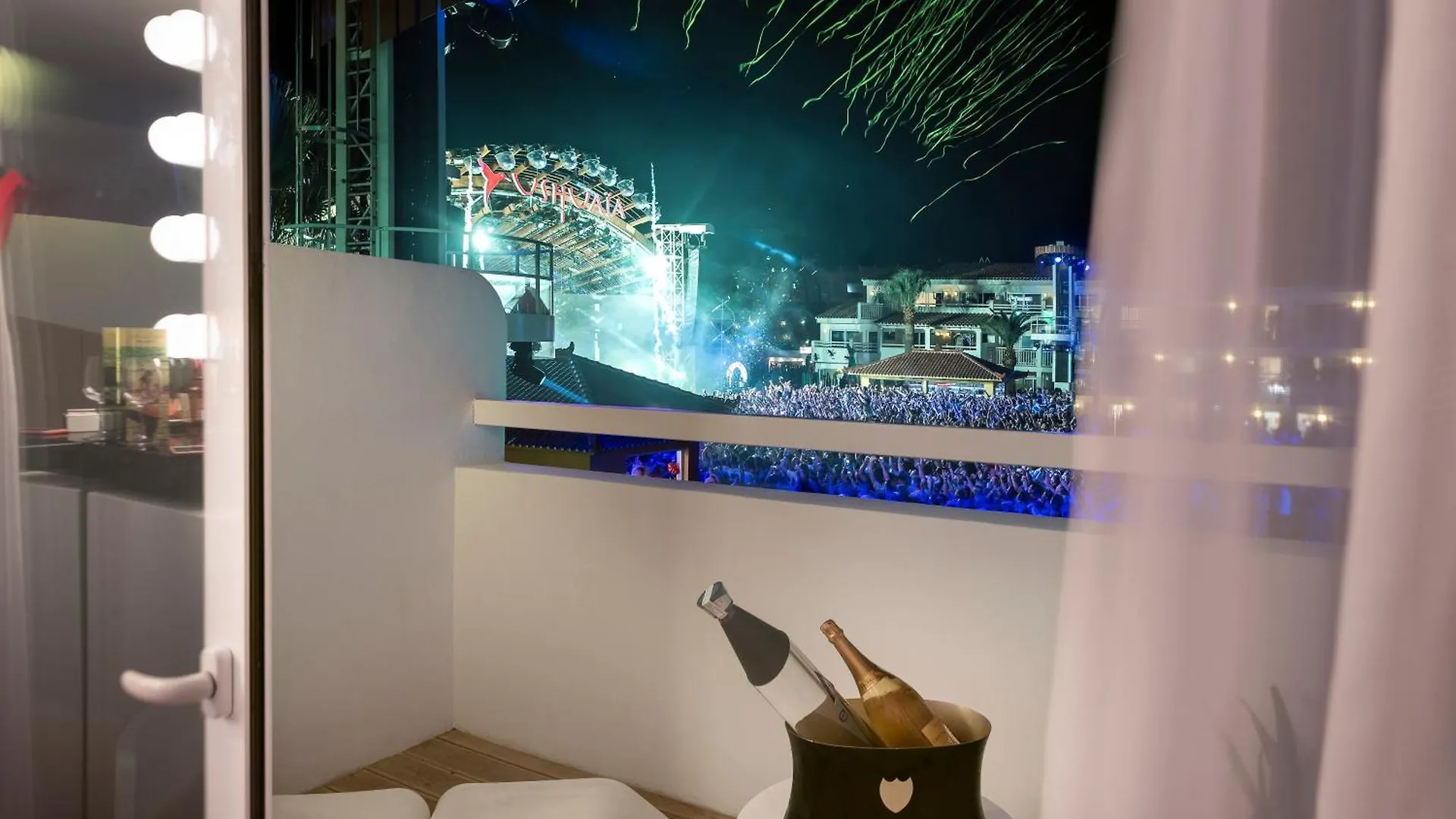 Ushuaia Ibiza Beach Hotel - Adults Only - Club Entrance Included Playa d'en Bossa Spain