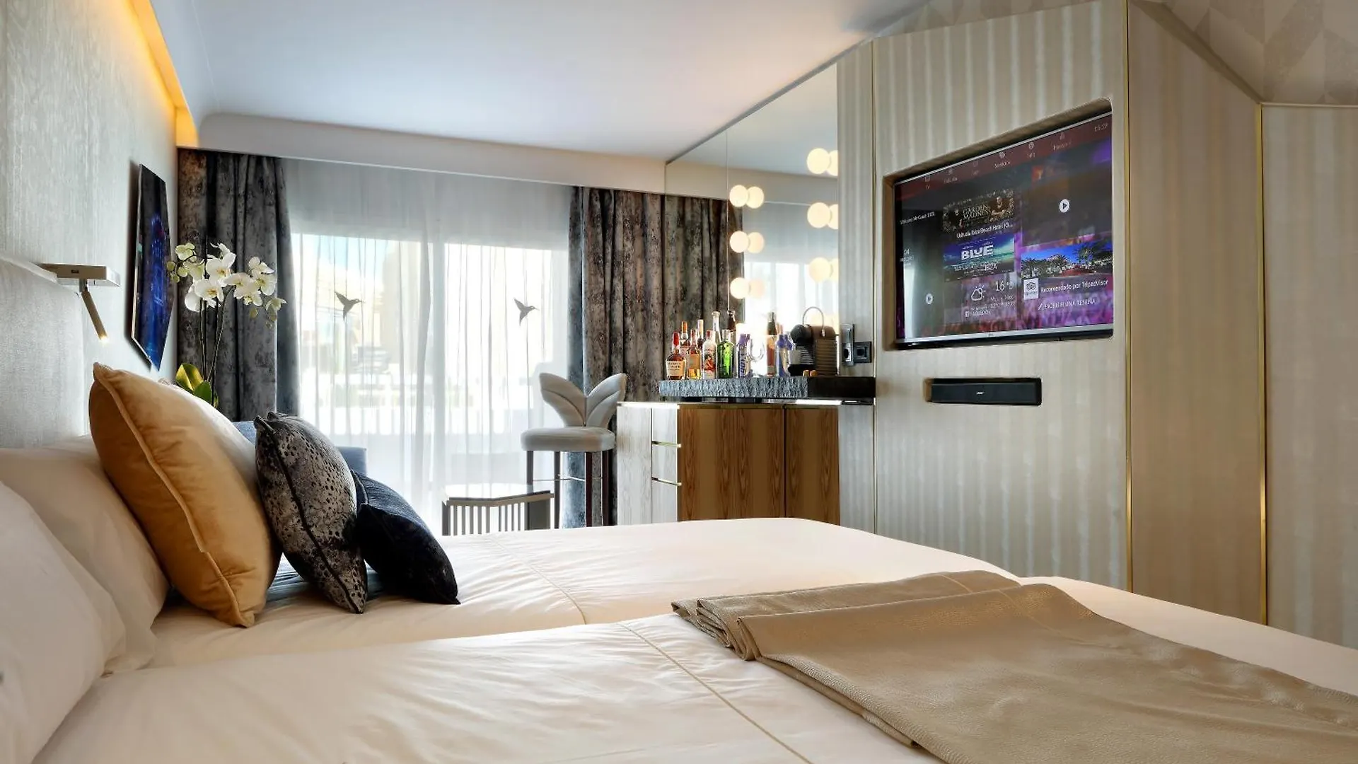 Ushuaia Ibiza Beach Hotel - Adults Only - Club Entrance Included Playa d'en Bossa Spain