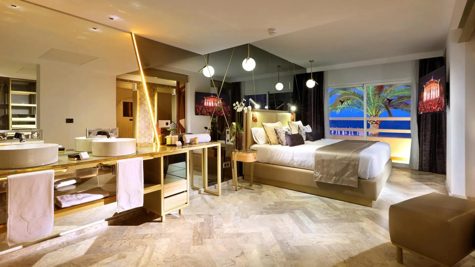 Ushuaia Ibiza Beach Hotel - Adults Only - Club Entrance Included Playa d'en Bossa