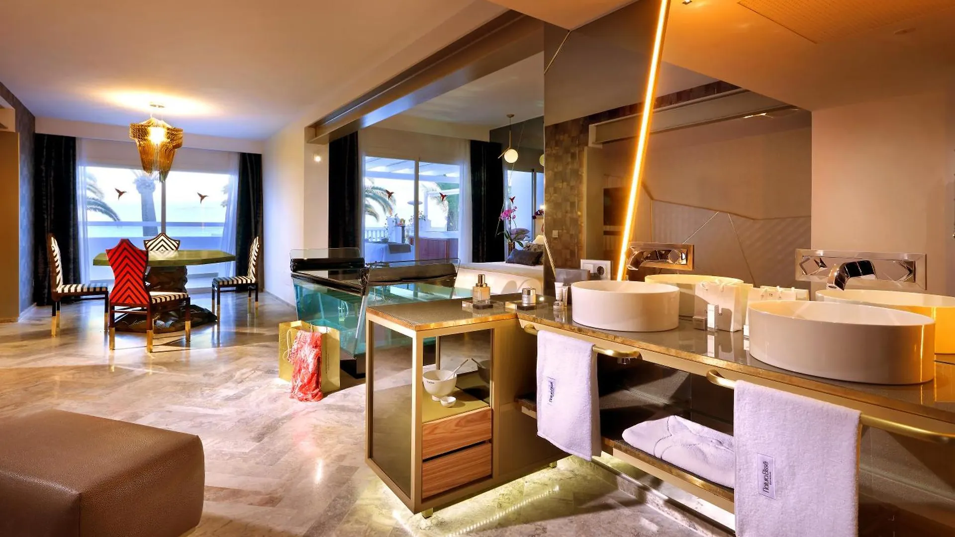 Ushuaia Ibiza Beach Hotel - Adults Only - Club Entrance Included Platja d'en Bossa