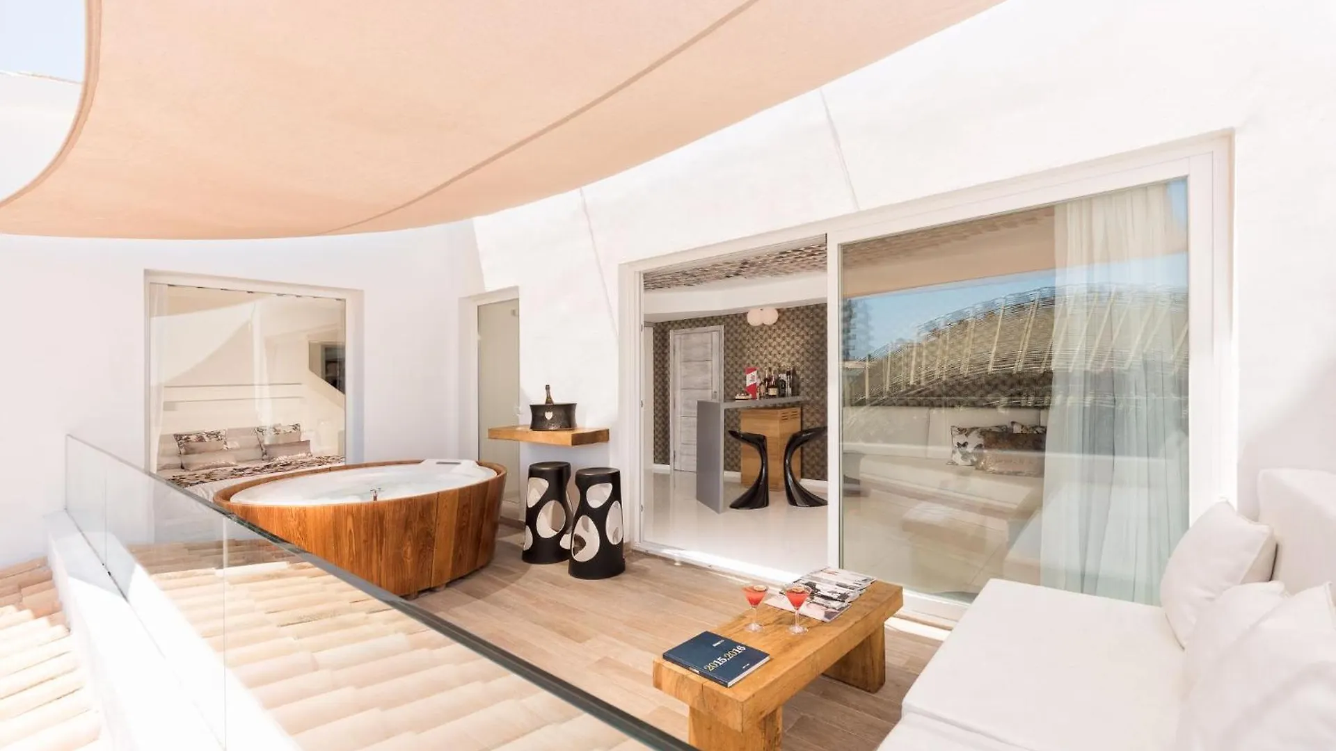 Ushuaia Ibiza Beach Hotel - Adults Only - Club Entrance Included Playa d'en Bossa